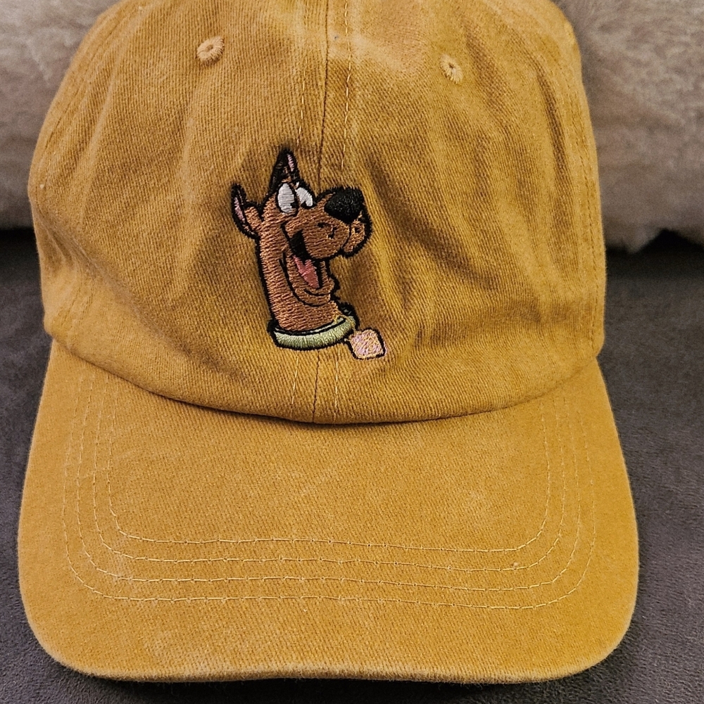 NEW - HAT, BASEBALL CAP - SCOOBY DOO